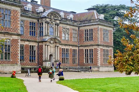 Children’s Country House .